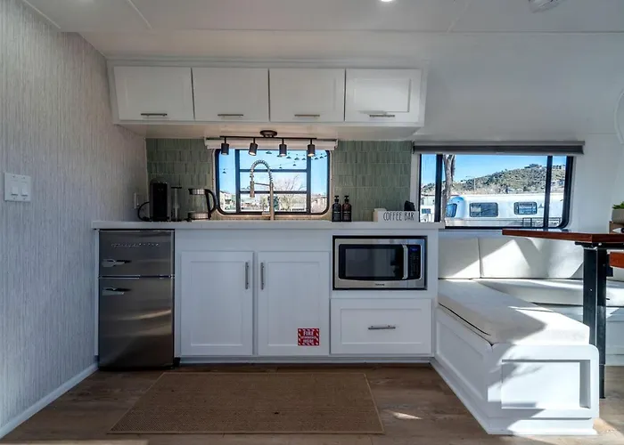Holiday home Airstream Escape Near Granite Creek In Prescott, Arizona